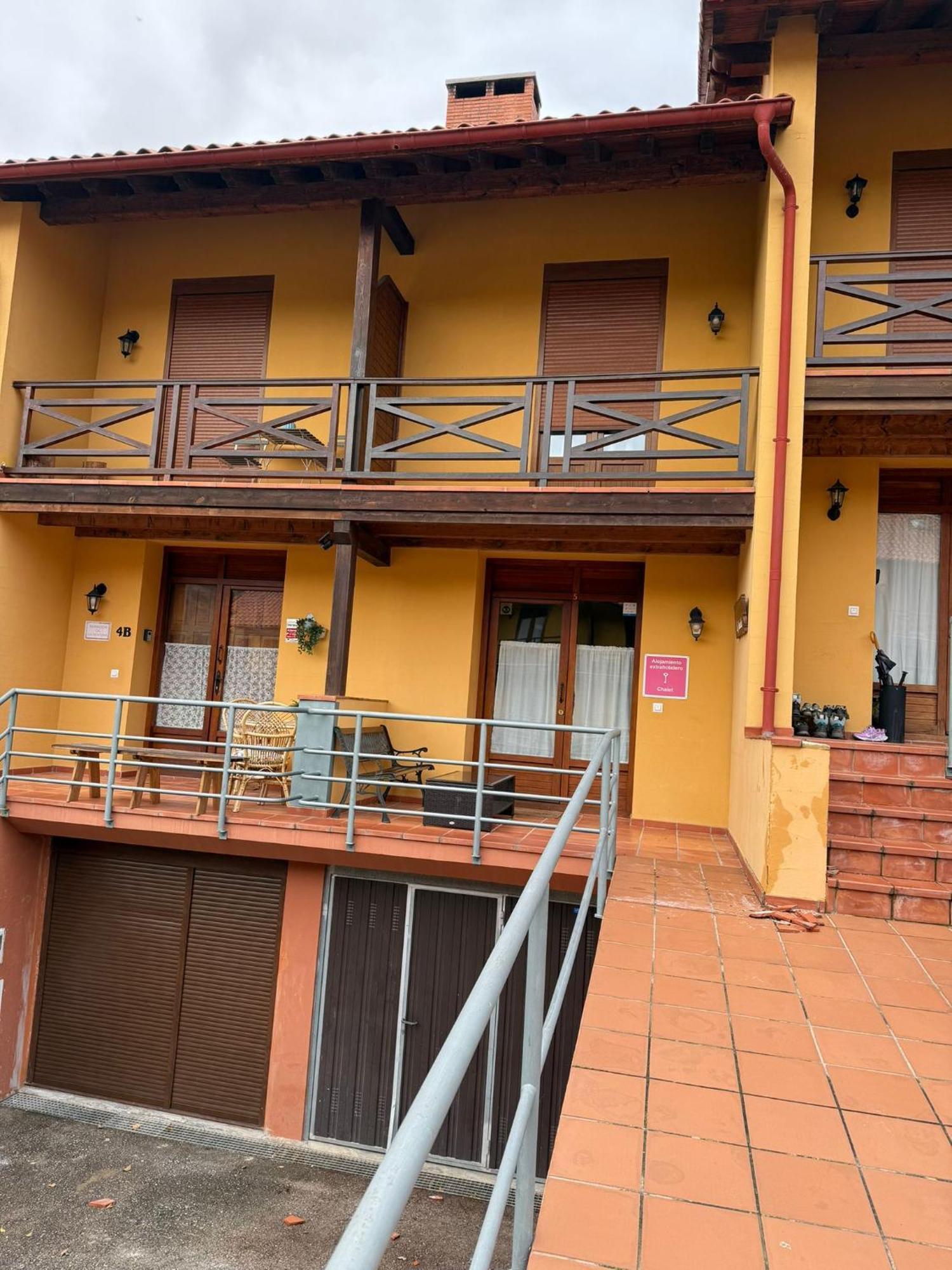 Chalet Turistico La Jenduda オヘド エクステリア 写真